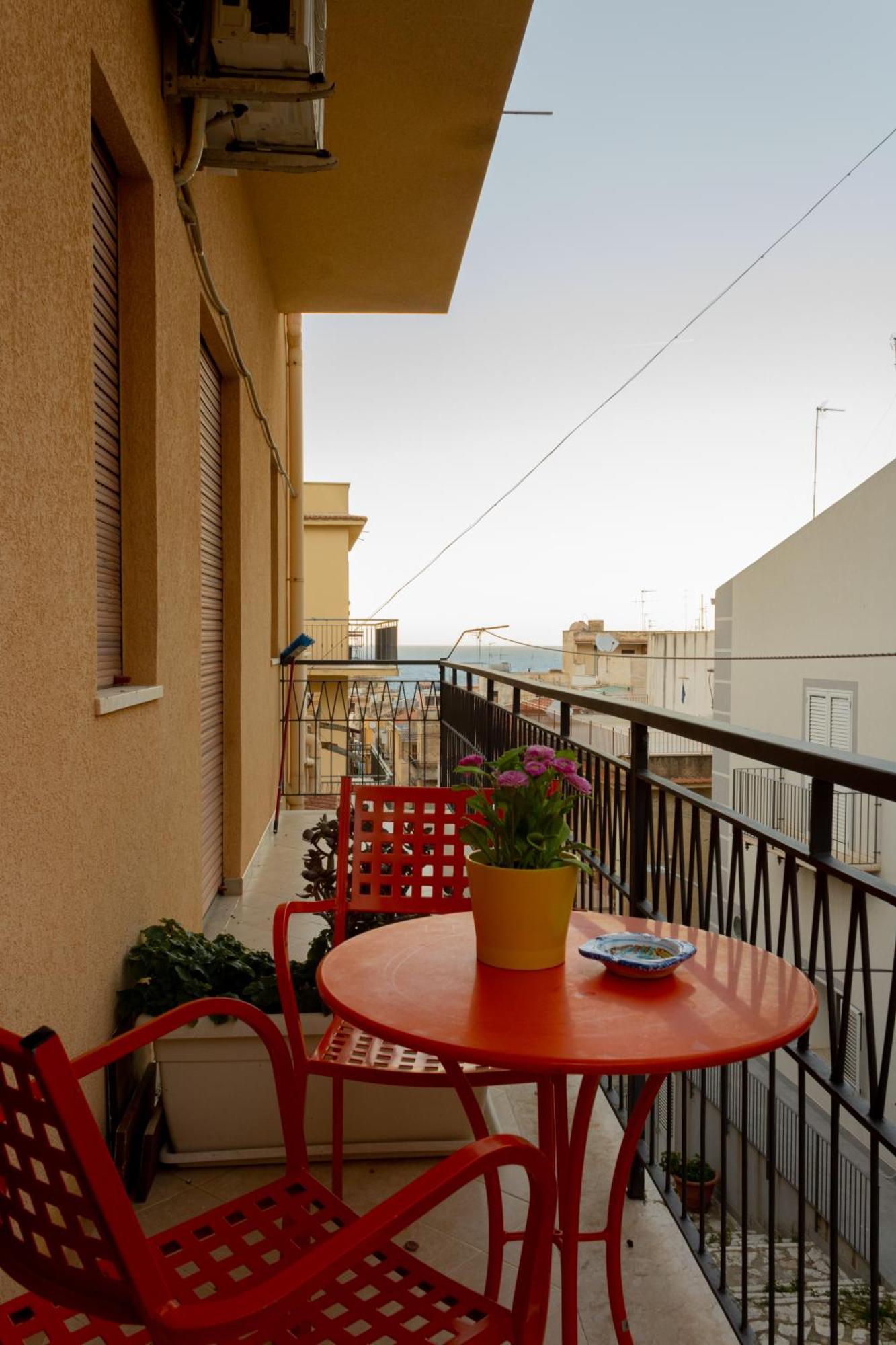 Affittacamere Le Scale Castellammare del Golfo Exterior photo